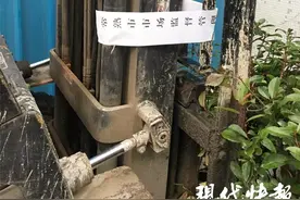 企业叉车被查封，居然拆了卖废铁，罚图片