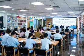 青岛市市南区税务局与德衡所、德和衡青岛所共同举办“税务蓝”服务站“税·法携手 普法同行”暨“税务蓝”税务体验师活动图片