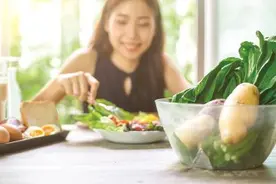 胆囊摘除后还能吃鸡蛋吗？医生教你美食与健康如何兼得图片