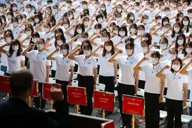王辰院士寄语协和医学生：心中的爱可以让学医之路矢志不渝图片