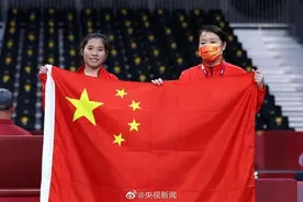 残奥会·英雄 | 独臂女孩实现“大满贯”杨秋霞为中国摘得羽毛球首金图片