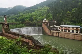 132座拦河坝已拆除71座 赤水河流域四川段重现水清鱼跃图片