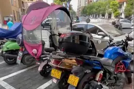 城管随意执法、任性设置限高杆，督查组暗访重庆营口两地不规范执法图片