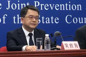 国家卫健委：建议跨地区接种疫苗者向接种单位索取纸质证明图片
