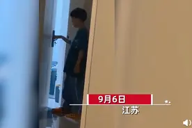 8岁男孩用棉线绑门飞踹拔牙，一脚下去线掉牙飞！网友：是个狠人图片