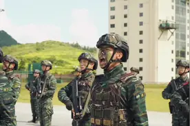 特战队员有多帅？武警贵州总队黔西南支队特战队员入队仪式了解一下图片