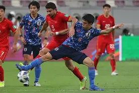 12强赛 | 0比1也是完败！中国队跟日本队完全不在一个档次图片