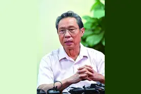 钟南山：行进的步履从未停歇图片