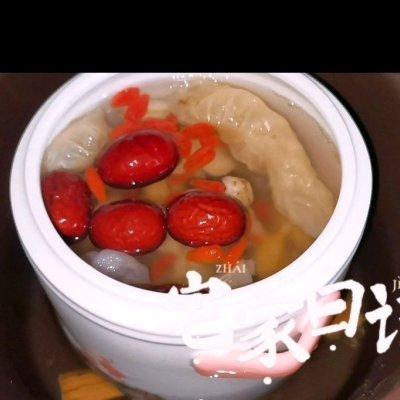 花胶雪耳牛奶 2026年花胶雪耳炖牛奶