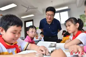 “我想去农村教书，多偏远都可以”，武汉这位特级教师回到乡村小学图片