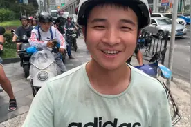 视频丨静安“右转必停”路口，车停了吗？图片