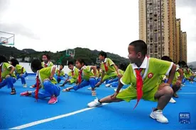 贵州石阡：楼顶操场扮靓校园图片