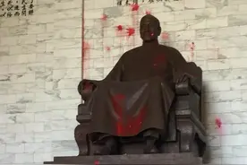 台当局“中正纪念堂”改造方案出炉，拟移除蒋介石铜像，网友：搞意识形态转移视线图片