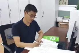 那位幽默的天津小伙儿是我最尊重的老师图片