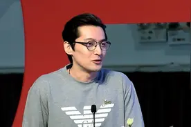 【高清完整版】胡歌回上戏为开学典礼致辞视频封面