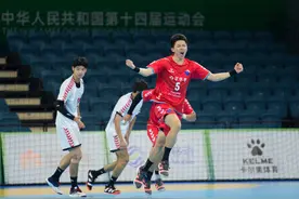 手球——北京队战胜陕西队晋级男子半决赛图片