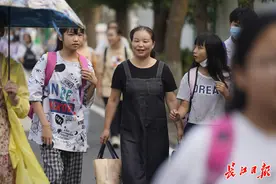 “走进孩子家里，才能走进孩子心里”，武汉乡村教师每年家访100多次图片