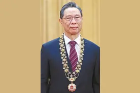 大医大爱 守护生命（奋斗百年路 启航新征程・“共和国勋章”获得者）图片