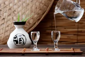 头孢就酒，说走就走？吃药时别碰这些饮品图片