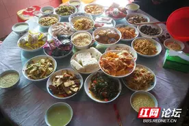 味道湖南丨常德岳父母家的擂茶，大小几十碗，还有比这更丰盛的么？图片