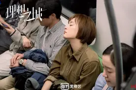 红星观察丨发长文告别角色屡登热搜，让演员们爱上写“小作文”？图片