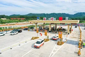 甬莞高速漳州南靖收费站恢复通行图片