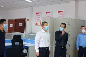 曹立军在成都铁路监督管理局调研图片