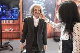 机械姬、仿生爱因斯坦亮相机器人大会，它们下一步还面临这个挑战图片