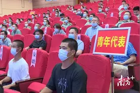 惠东县127名青年应征入伍！现场摇号定去向图片