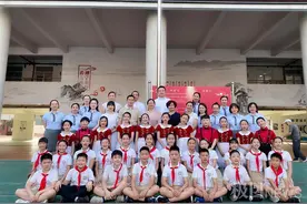 教师节他们唱响校园版《同一首歌》，并许下庄严承诺图片