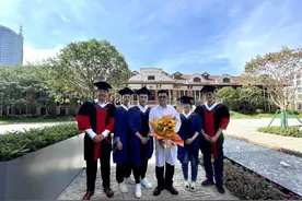 他们是医生，更是老师！医者、师者之魂在这里传递，勇挑培养卓越医学创新人才的重担图片