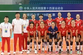 山东青年女排3-0战胜北京队 取十四运决赛阶段首胜图片