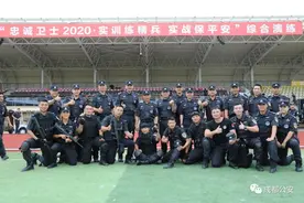 致敬！成都公安特警的“硬核教官”图片