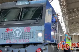 停运37天后 郑州客运段烟台车队列车恢复开行图片