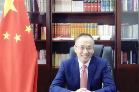 「大国外交」相信金砖这块“金字招牌”会更加闪亮——专访中国驻南非大使陈晓东图片