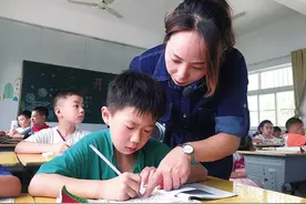 贵池区梅龙中心学校教师胡雪艳：扎根乡村教育 绽放最美芳华图片
