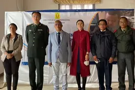 马达加斯加军官学中文！中国驻马使馆与马国防部将共同开设中文课程图片