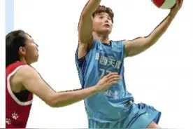 陕西女篮尽显青春风采图片