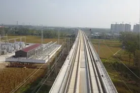 超燃！高铁供电系统“心脏”顺利“起搏”菏泽人的高铁梦再进一步图片