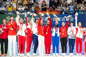 邵婷随女篮联合队全运夺冠 为四川再添一金图片