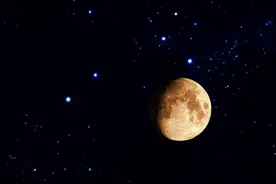 仰望星空！你想看的“双星伴月”即将来袭图片