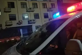杭州街头，“去世”多年的男子突然出现，全身湿透！凌晨1点，这一家子懵了...图片