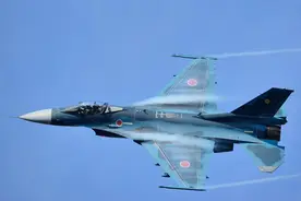 放大版的“隼”，日本F-2与美国F-16有哪些不同？图片