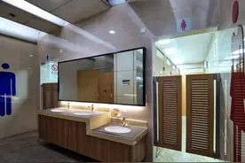 地铁2号线娄山关路站的公共卫生间完成了整体改造！图片