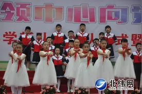 唱响红色童谣 传承红色基因图片