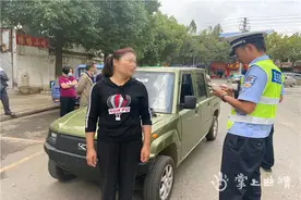 两天查扣违法车辆13辆！宣威集中整治老年代步车交通“乱象”图片
