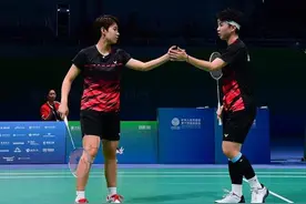 全运会-羽毛球女子双打半决赛：杜玥/李茵晖晋级决赛图片
