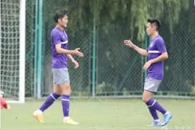 热身赛-周通&赵英杰破门，天津津门虎3-2战胜山东泰山U21梯队图片