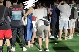 报到第二天，大一新生偷拍女生裙底被抓！官方通报→图片