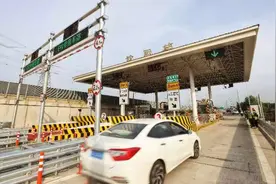 七年“断点”打通 京新高速沙阳路北侧进出京收费站今晨开放图片